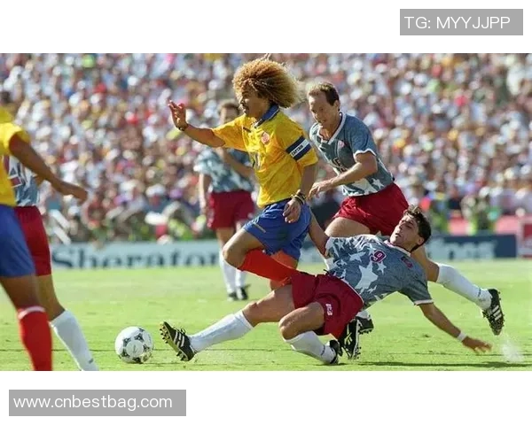 从细节洞察球星足球观察技巧全面提升观赛体验与战术理解能力 从细节洞察球星足球观察技巧全面提升观赛体验与战术理解能力