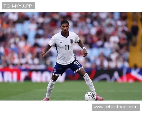 超详细球星主题足球造型蛋糕制作全过程新手也能轻松学会