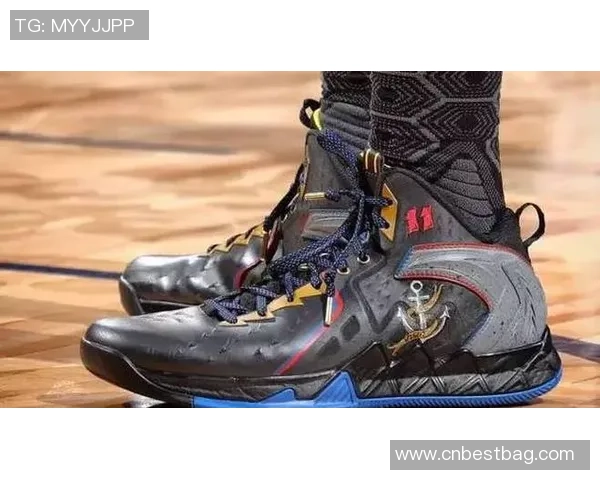 足球明星赛后赠送球鞋事件揭秘背后的真相与动机